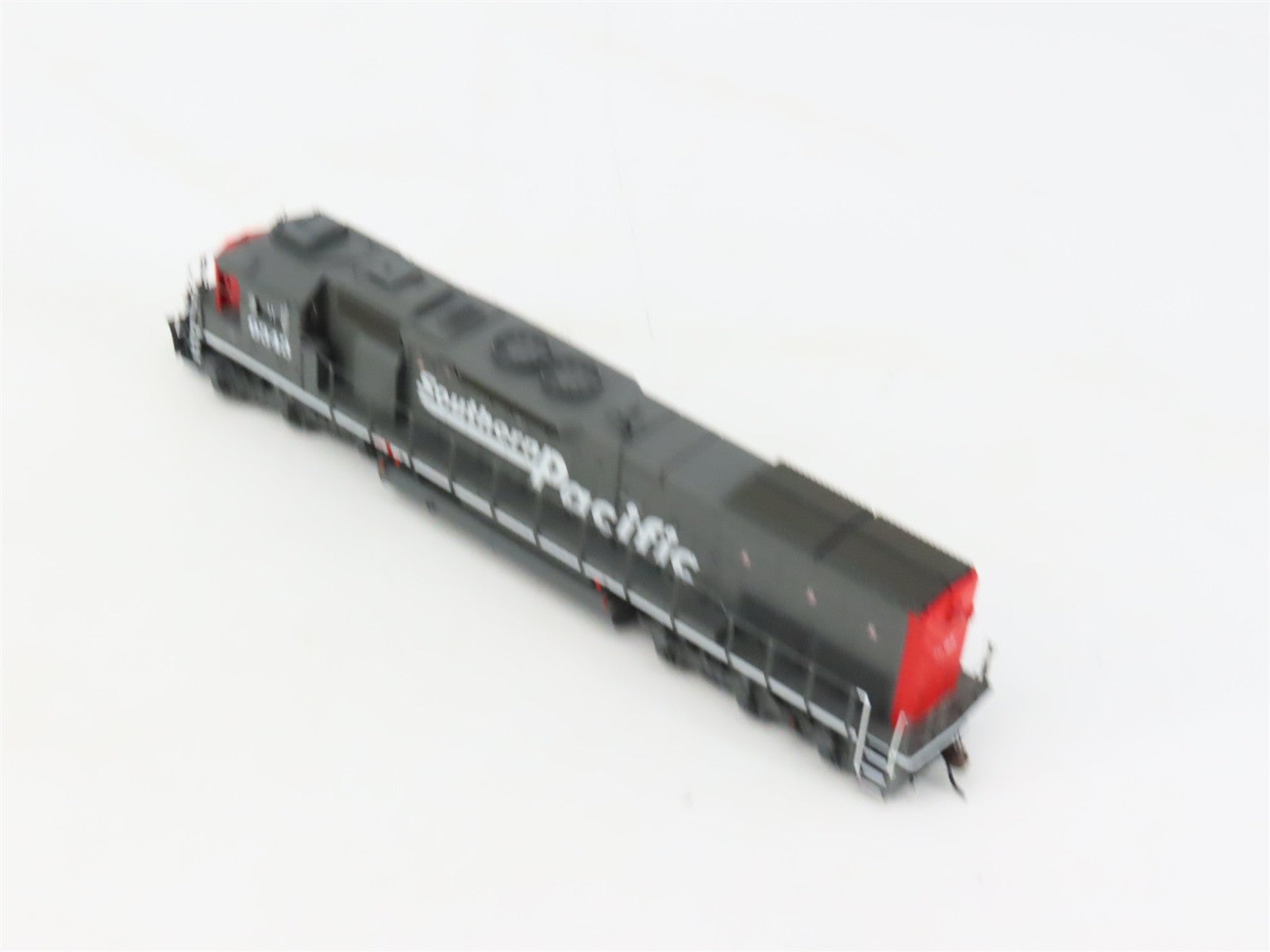 HO Scale Athearn ATH86973 SP Southern Pacific SD40T-2 Diesel #9343 wDCC & Sound