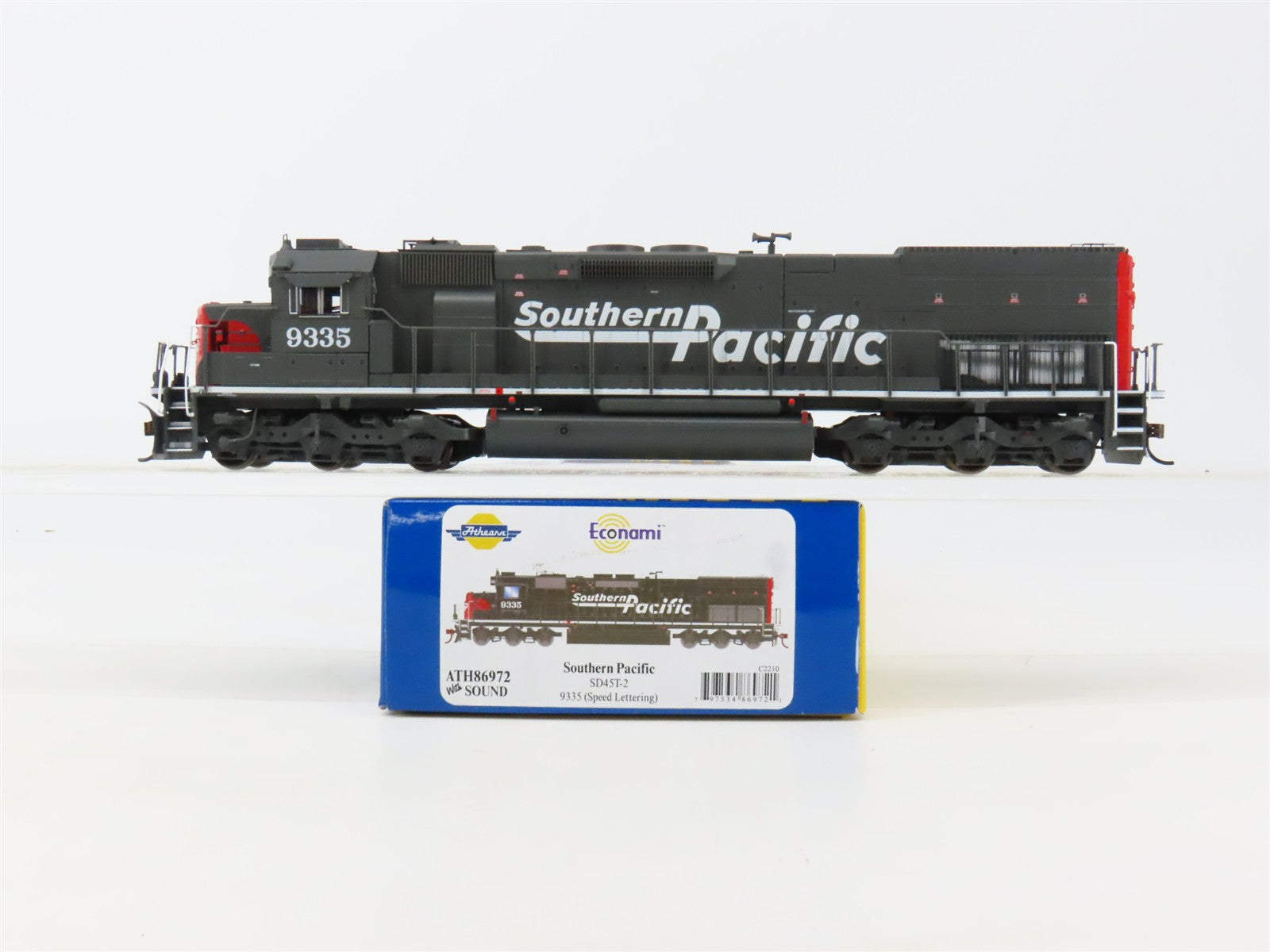 HO Scale Athearn ATH86972 SP Southern Pacific SD45T-2 Diesel #9335 wDCC & Sound