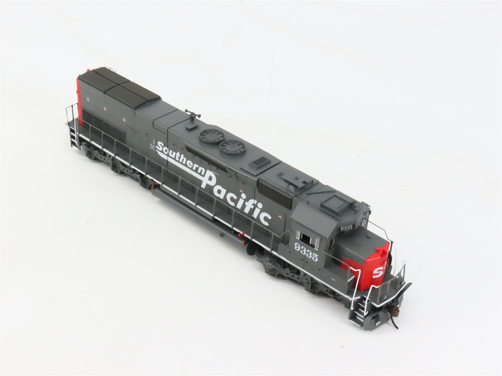 HO Scale Athearn ATH86972 SP Southern Pacific SD45T-2 Diesel #9335 wDCC & Sound