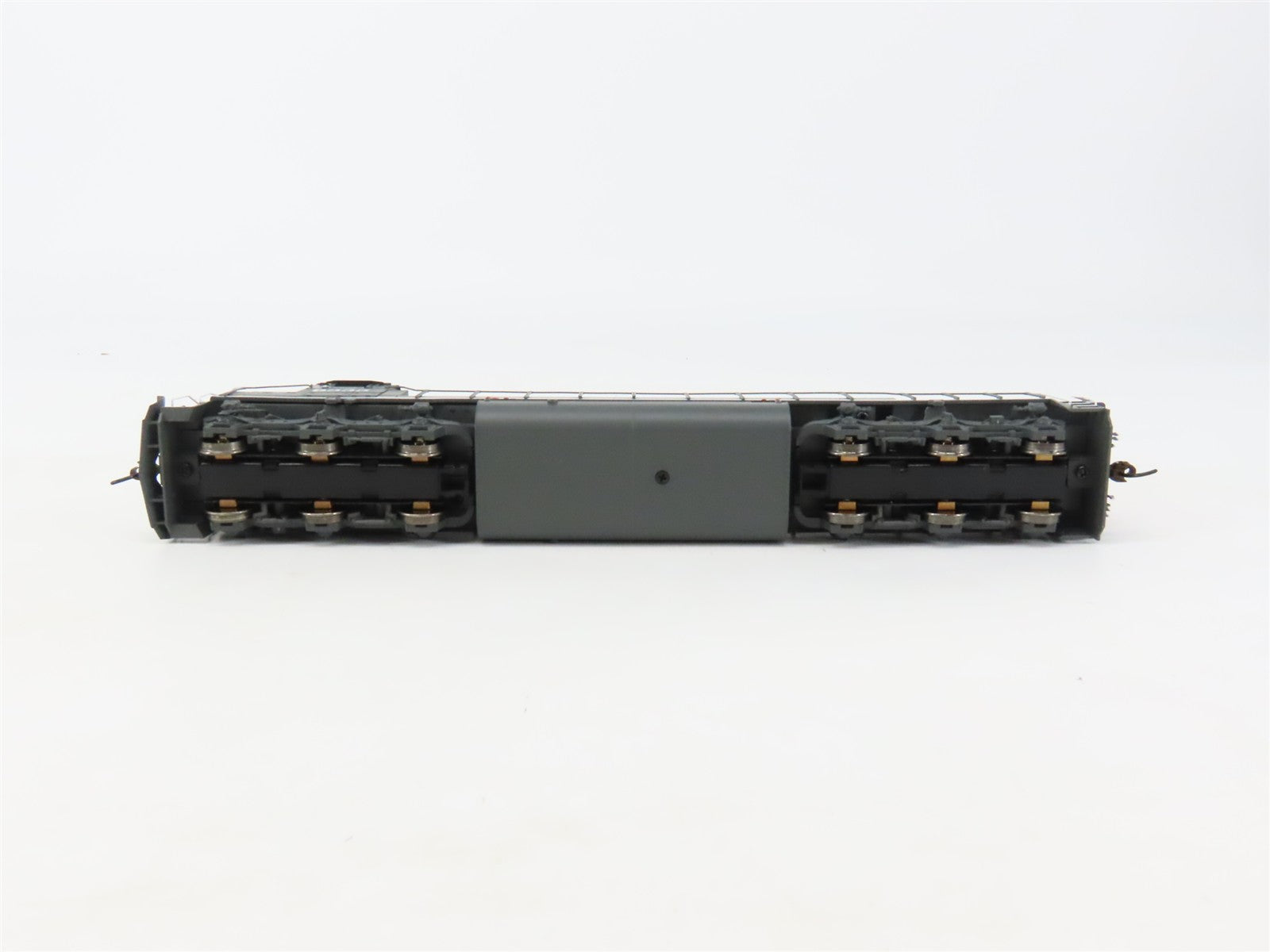 HO Scale Athearn ATH86972 SP Southern Pacific SD45T-2 Diesel #9335 wDCC & Sound
