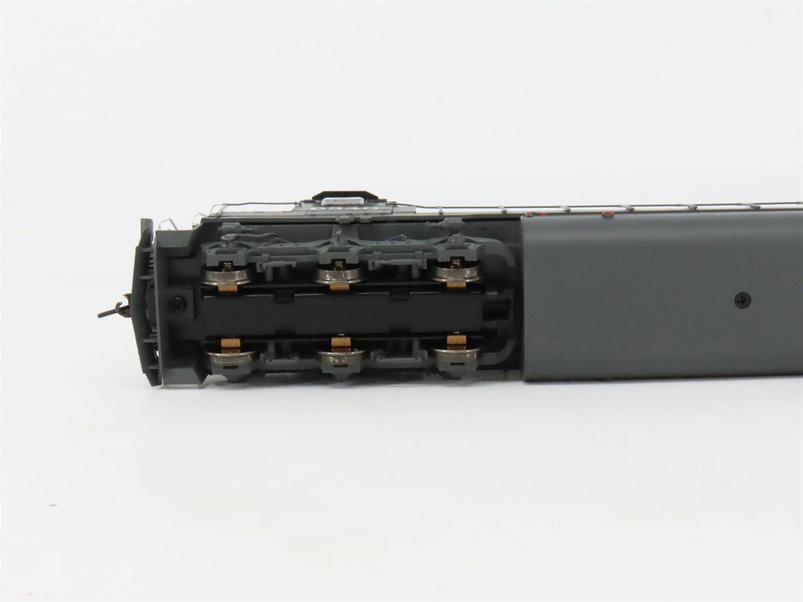 HO Scale Athearn ATH86970 SP Southern Pacific SD45T-2 Diesel #9340 wDCC & Sound
