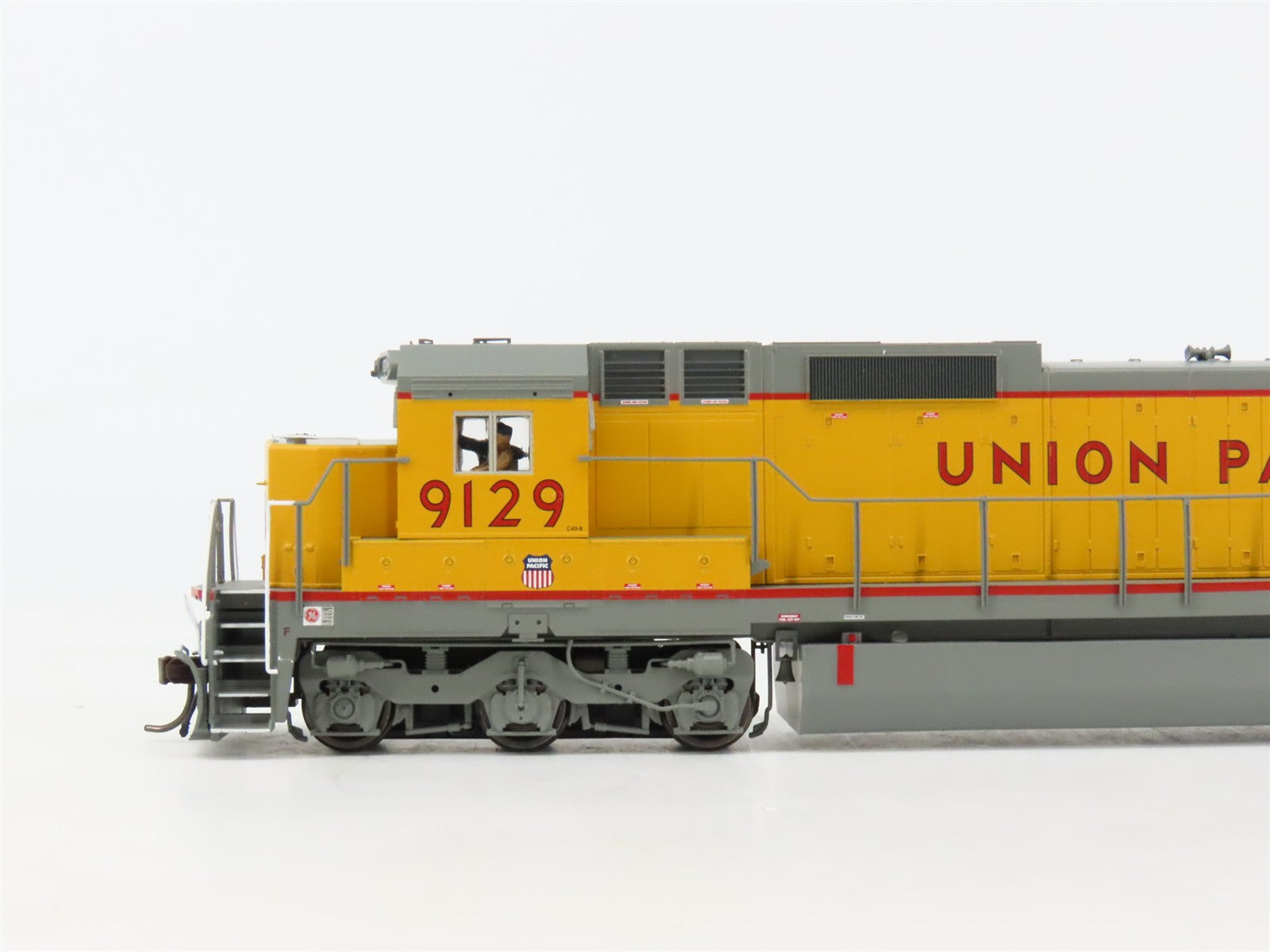 HO Scale Atlas 10004216 UP Union Pacific Dash 8-40C Diesel #9129 wDCC & Sound