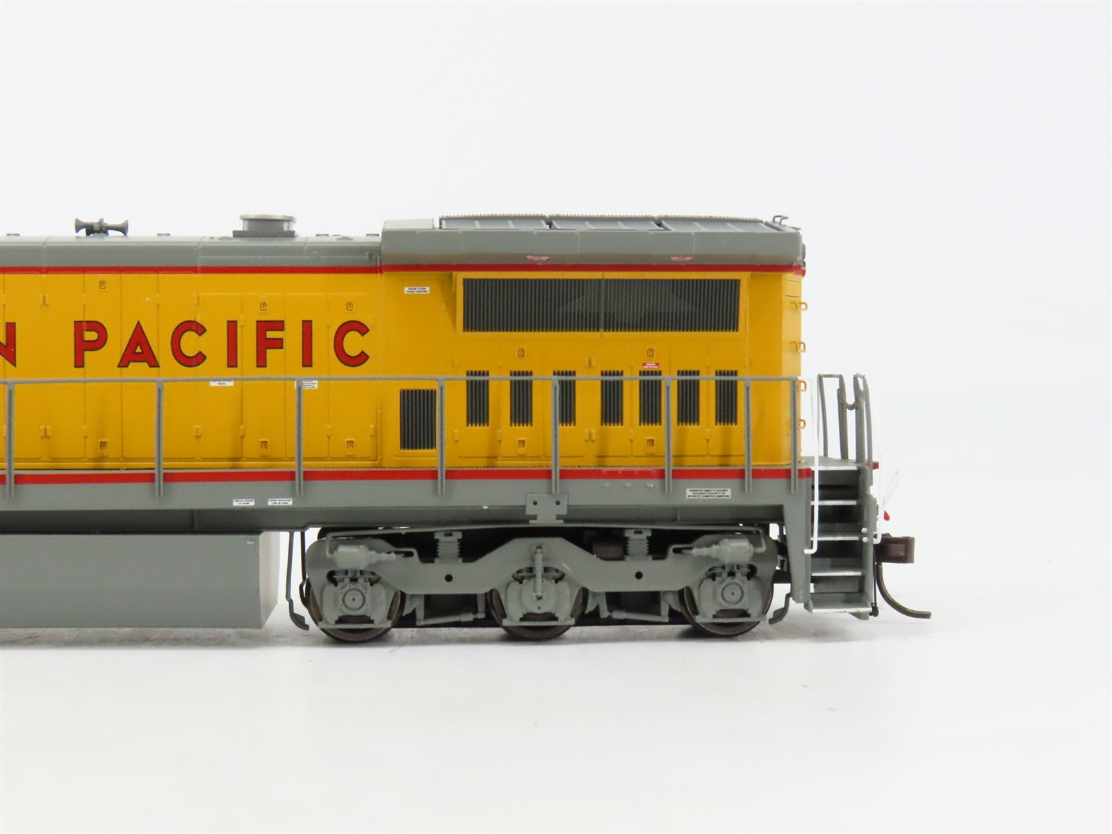 HO Scale Atlas 10004217 UP Union Pacific Dash 8-40C Diesel #9144 wDCC & Sound