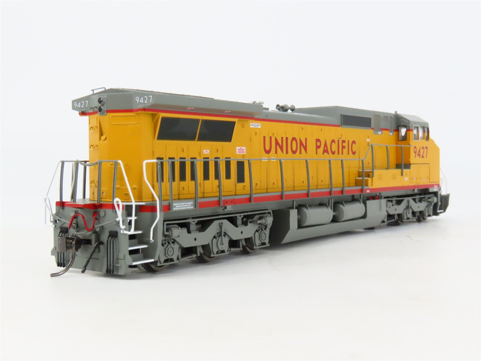 HO Scale Atlas 10004515 UP Union Pacific Dash 8-41CW Diesel #9427 wDCC & Sound