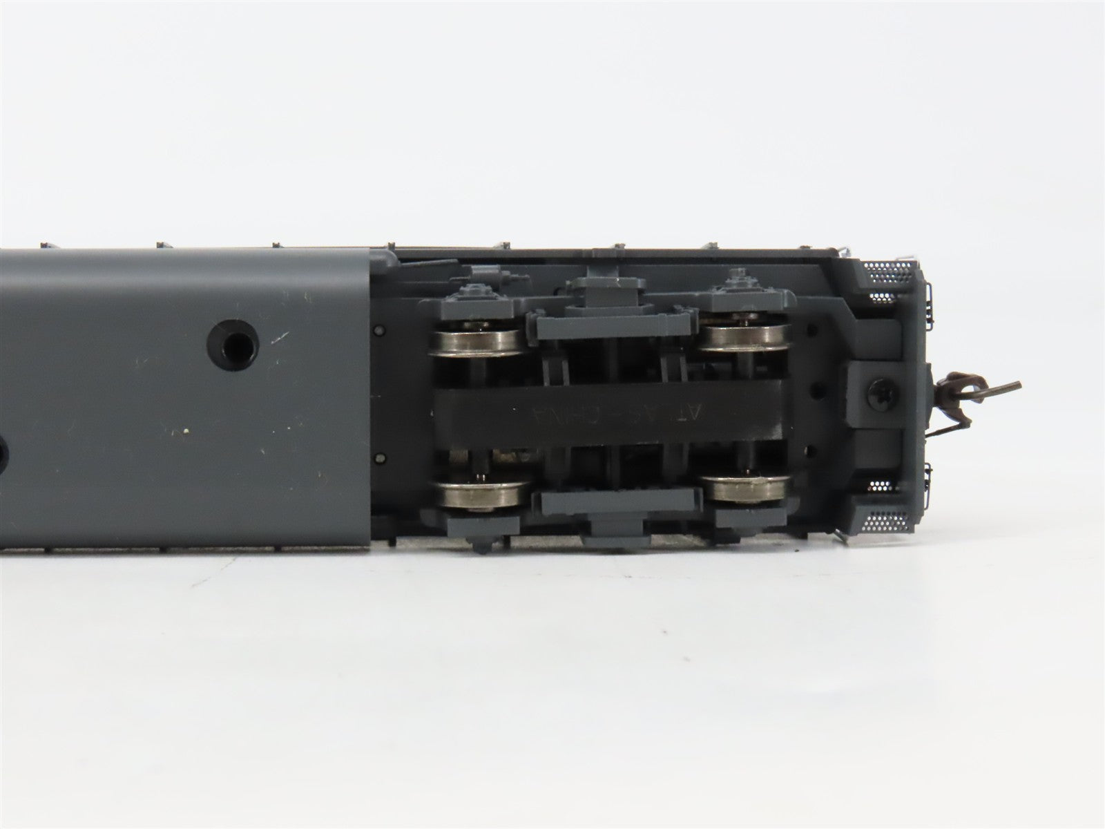 HO Scale Atlas 10004253 SP Southern Pacific GP40-2 Diesel Locomotive #7661