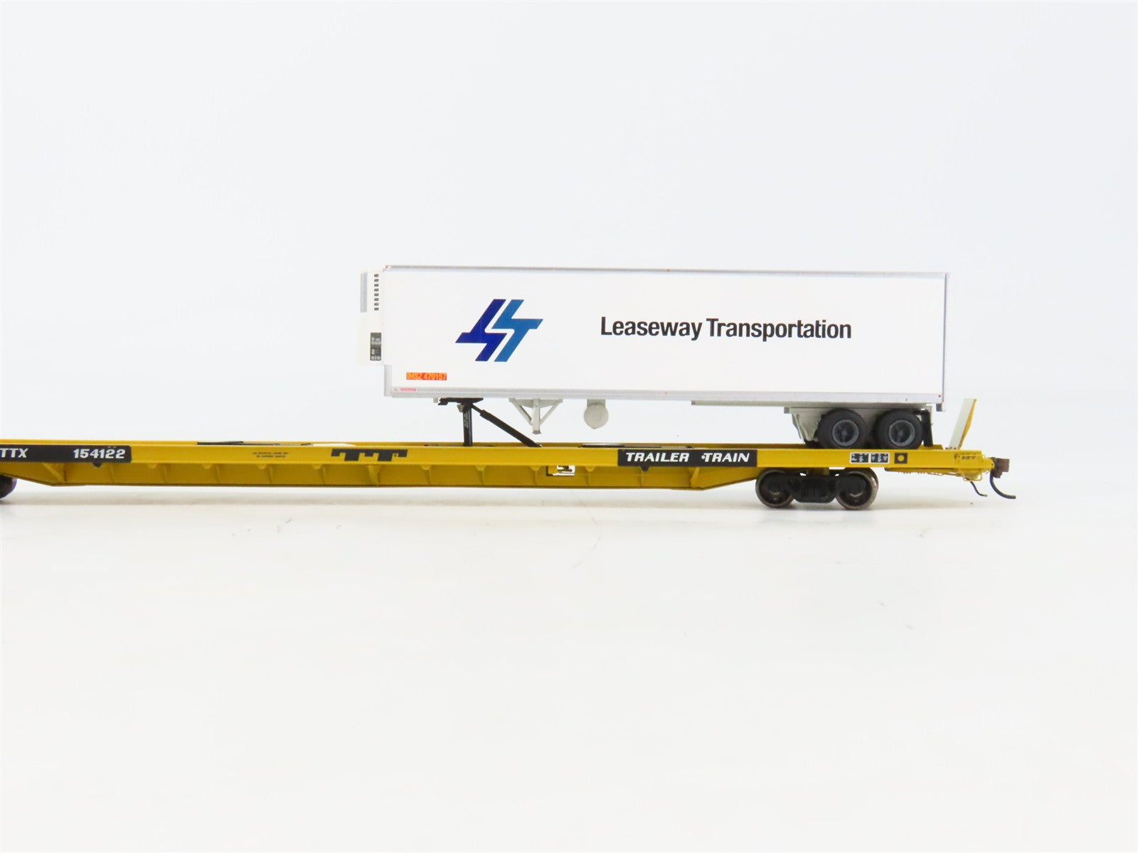 HO Scale Athearn ATHG69992 XTTX Trailer Train F89F 89' Flatcar #154122 wTrailer