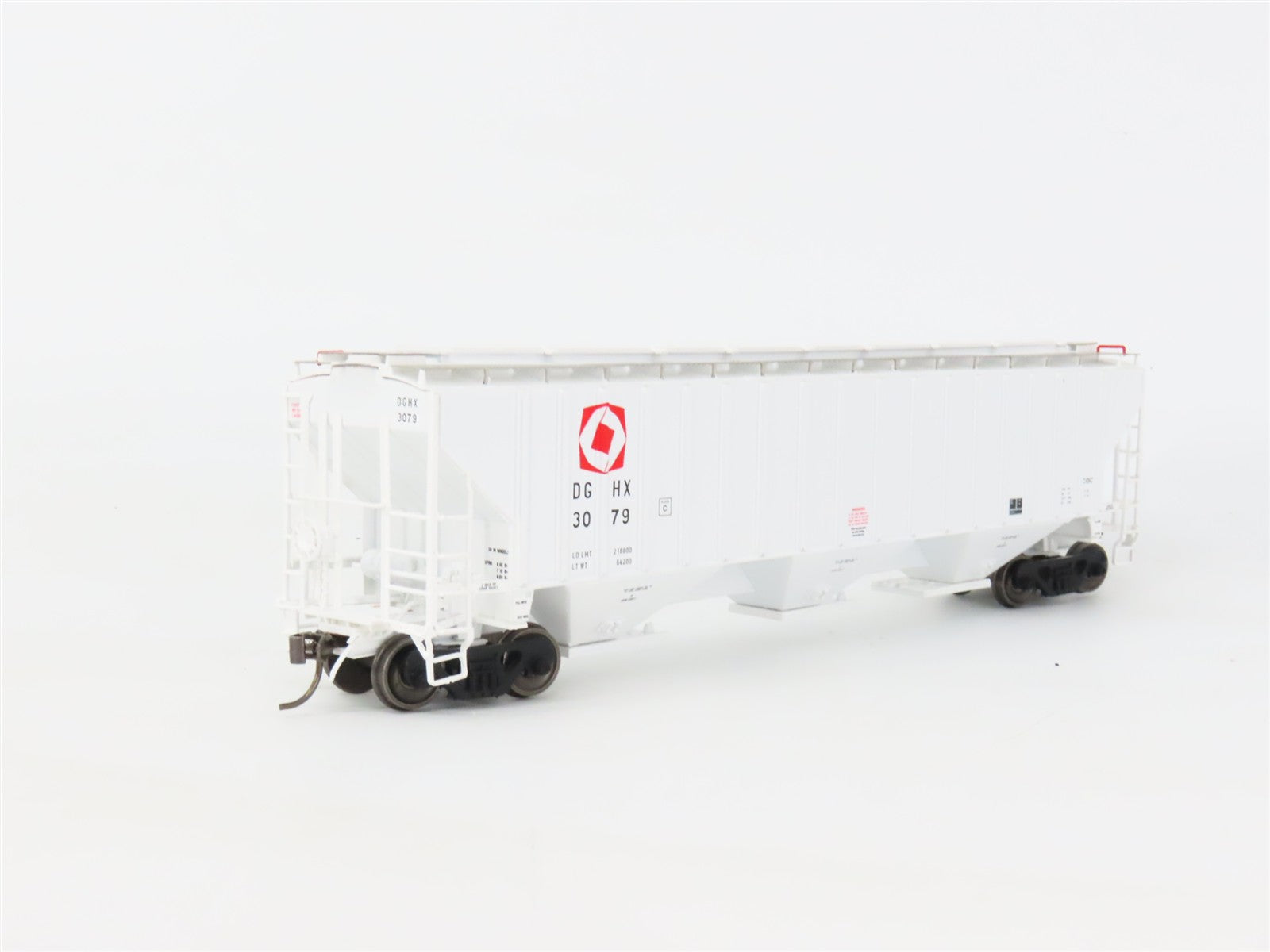 HO Scale Intermountain 453115-03 DGHX Searles Valley Minerals 3-Bay Hopper #3079
