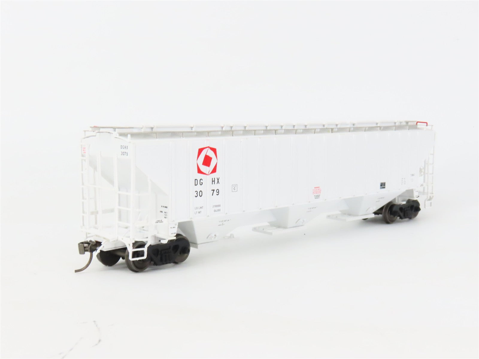 HO Scale Intermountain 453115-03 DGHX Searles Valley Minerals 3-Bay Hopper #3079