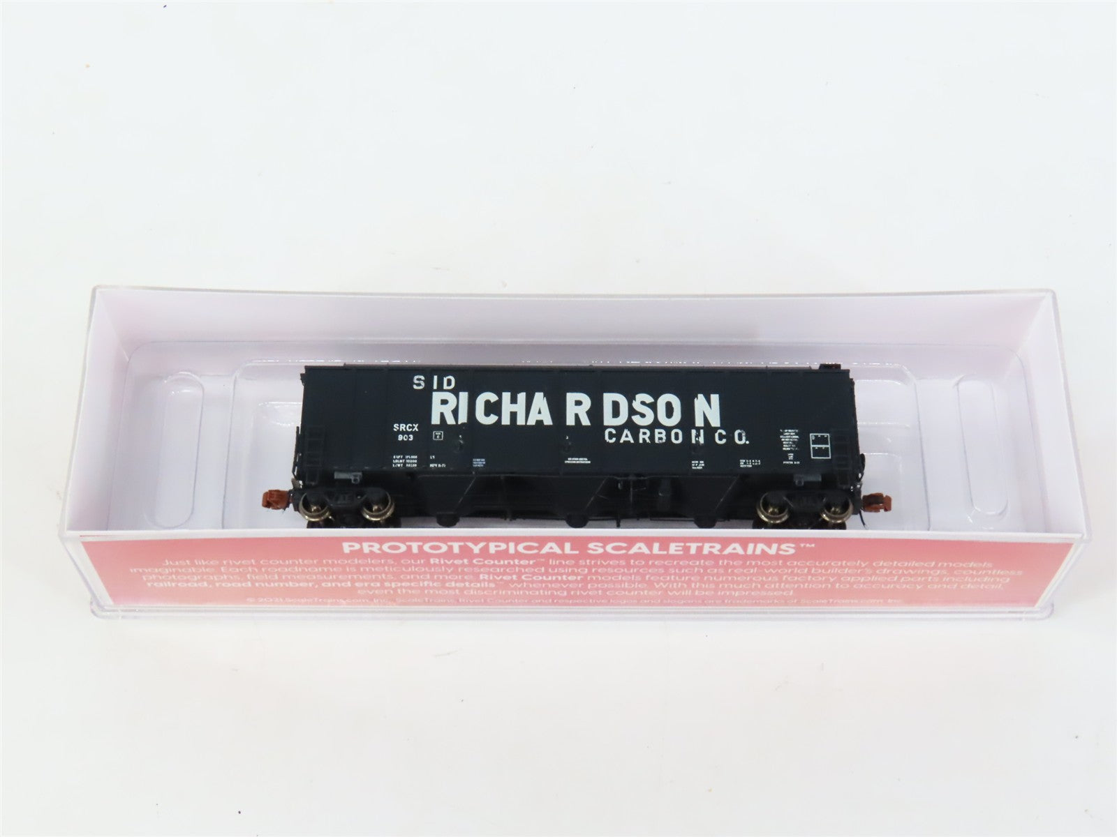 N Scaletrains.com SXT32111 SRCX Thrall 5750 3-Bay Covered Hopper #903