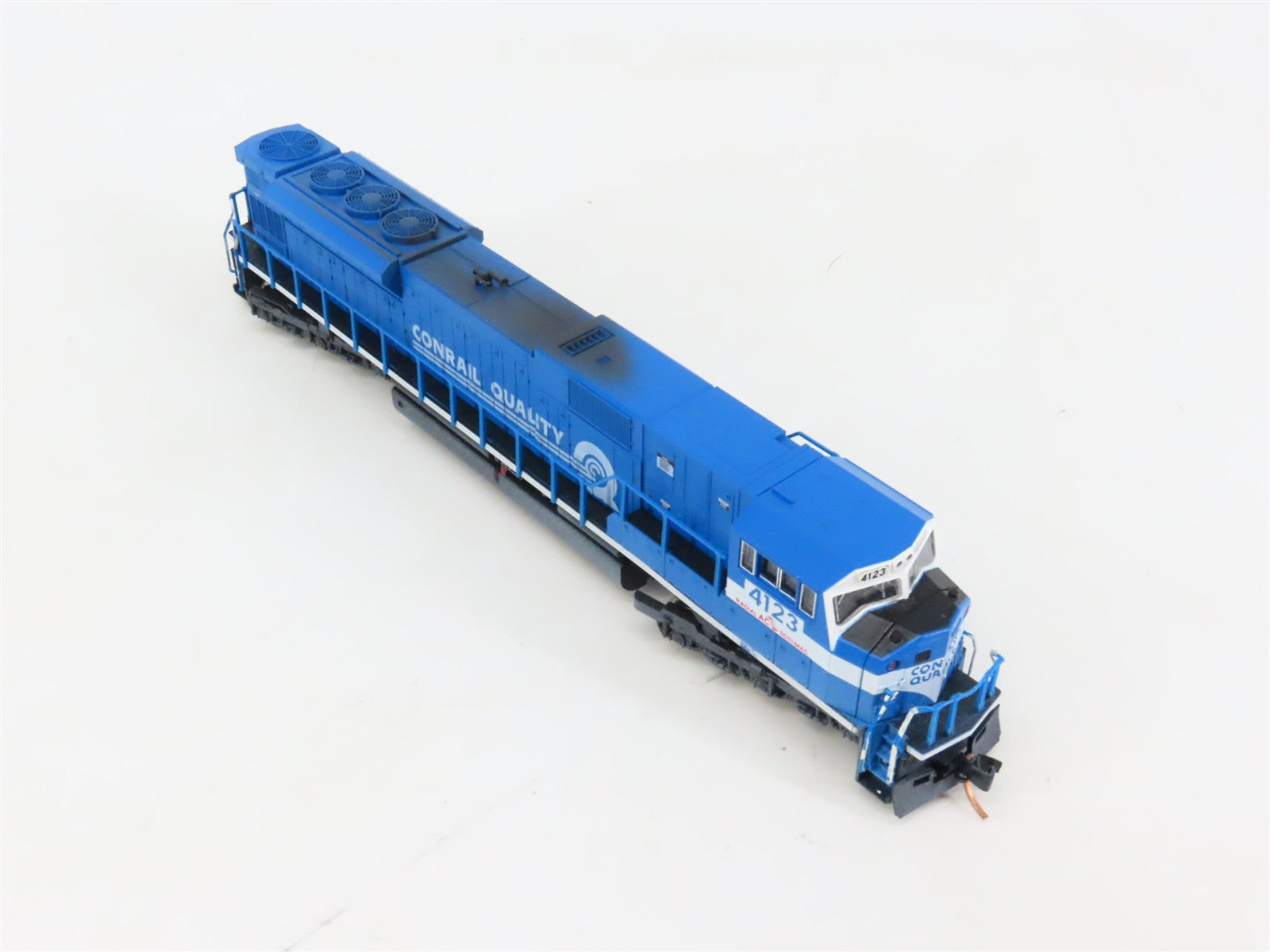 N Scale Kato 176-5502 CR Conrail SD80MAC Diesel Locomotive #4123 Weathered