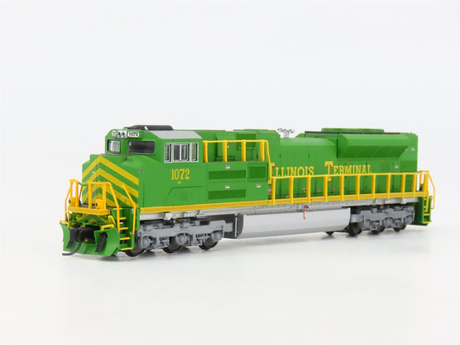 N Scale Fox Valley FVM71158 NS Illinois Terminal Heritage SD70ACe Diesel #1072