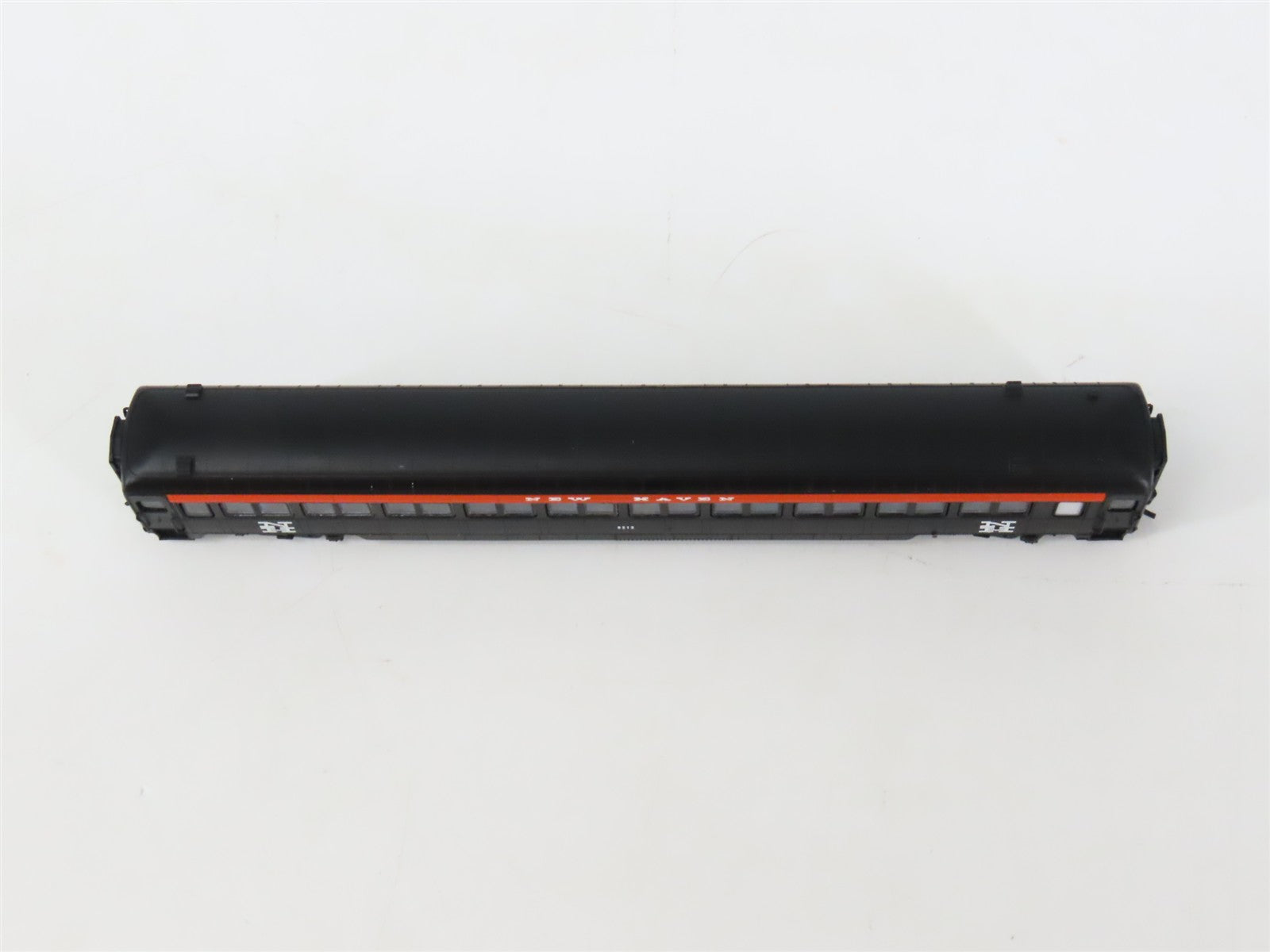 N Scale Rapido 509104 NH New Haven 10-Window Coach Passenger Car #8212