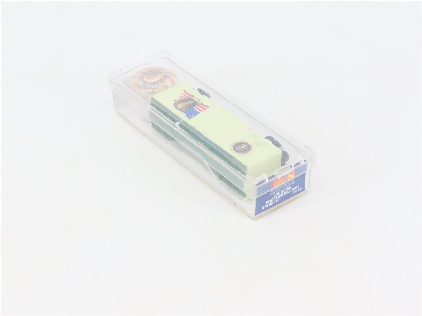 N Scale Micro-Trains MTL 07400146 Joe Biden Presidential Boxcar #2021 wPin