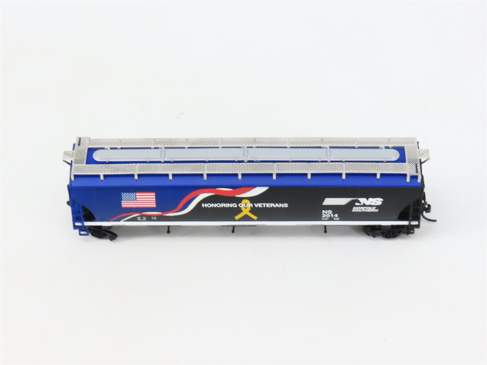 N Scale Intermountain NSE/INT 14-15 NS Honoring Veterans 3-Bay Hopper #2014