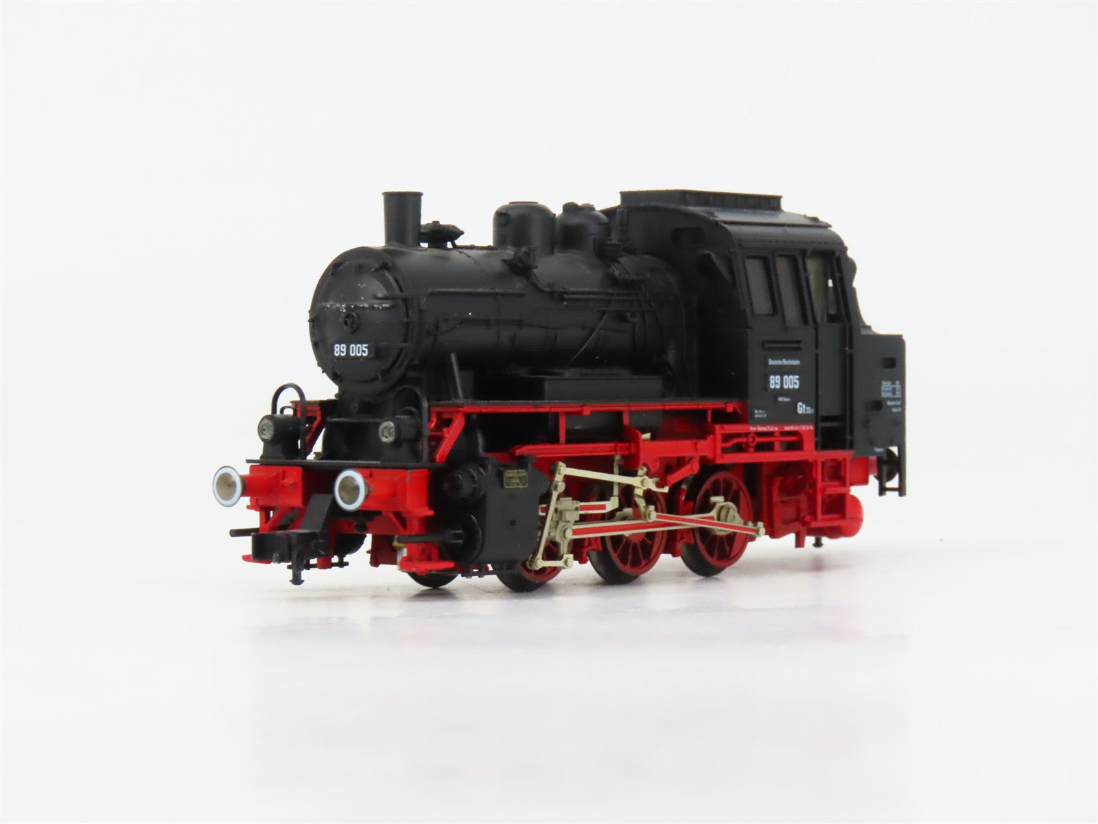 HO Scale Fleischmann 4020 DR Deutsche Reichsbahn Class 89 0-6-0T Steam DC