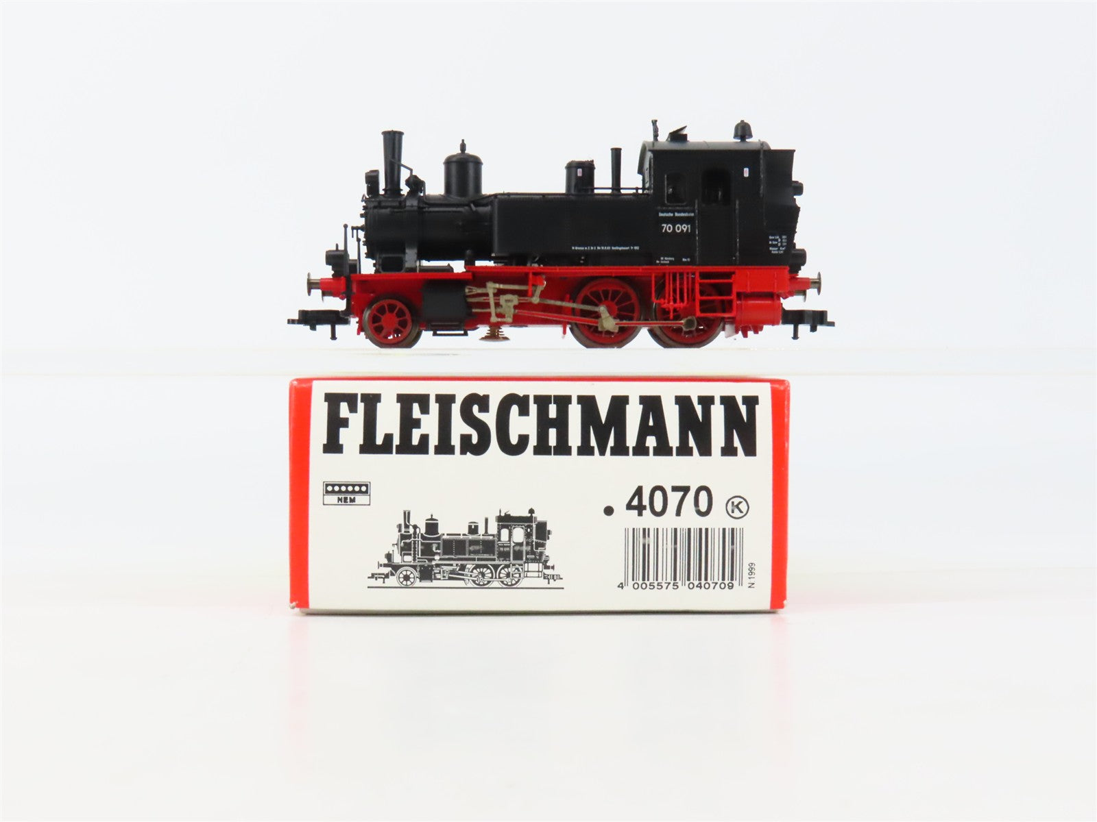 HO Scale Fleischmann 4070 Deutsche Bundesbahn 2-4-0 Class 70 Steam #70 091 DC