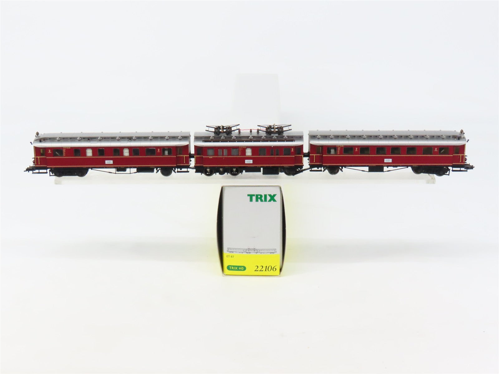 HO Scale Trix 22106 Deutsche Bundesbahn ET 87 Electric #ET 87 05 DC
