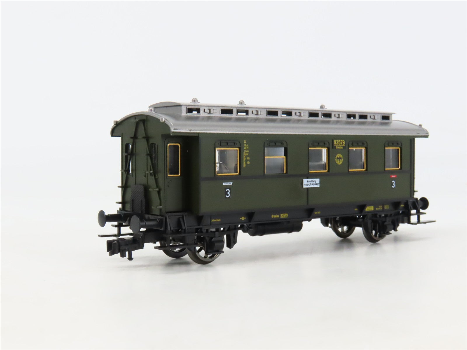 HO Scale Fleischmann 5769K DR Deutsche Reichsbahn Coach Passenger Car #93579