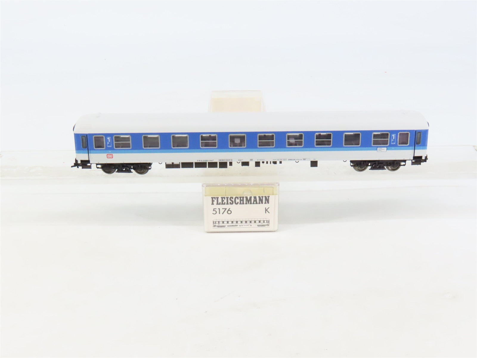 HO Scale Fleischmann 5176K DB Deutsche Bahn 1st Class Coach Passenger Car #006-6