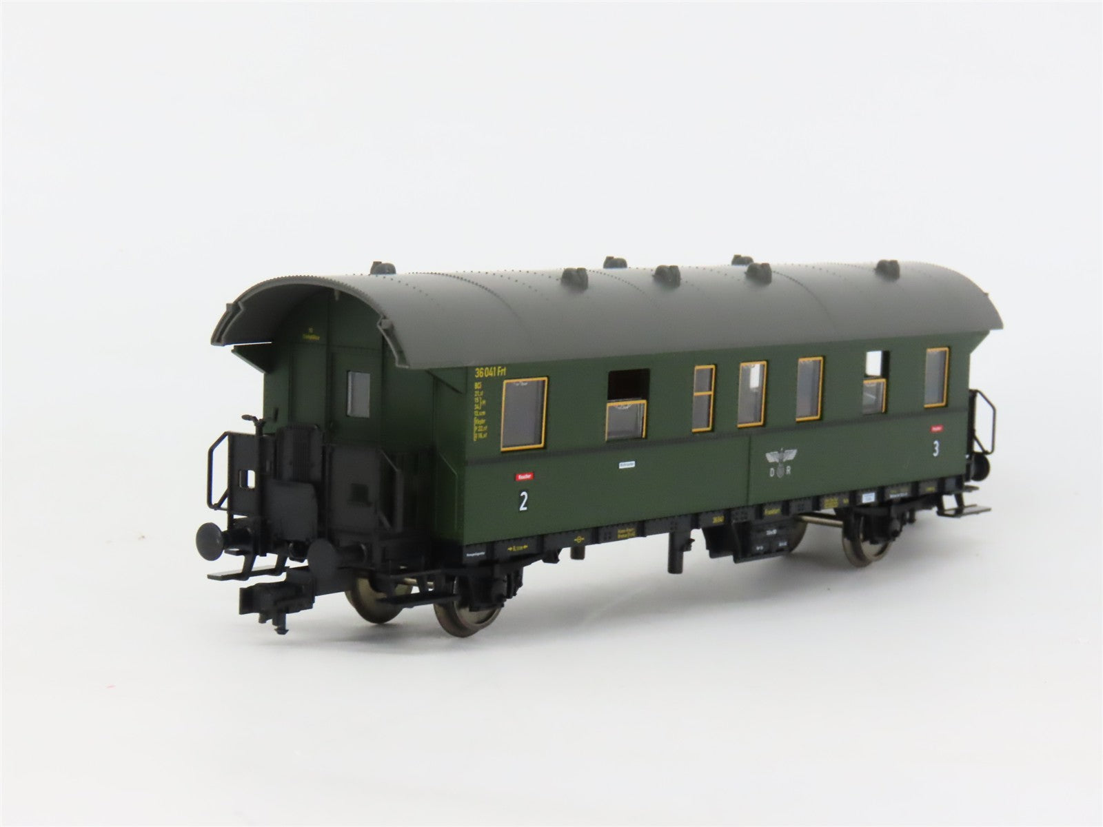 HO Fleischmann 855864K DR Deutsche Reichsbahn 2/3 Coach Passenger Car #36041