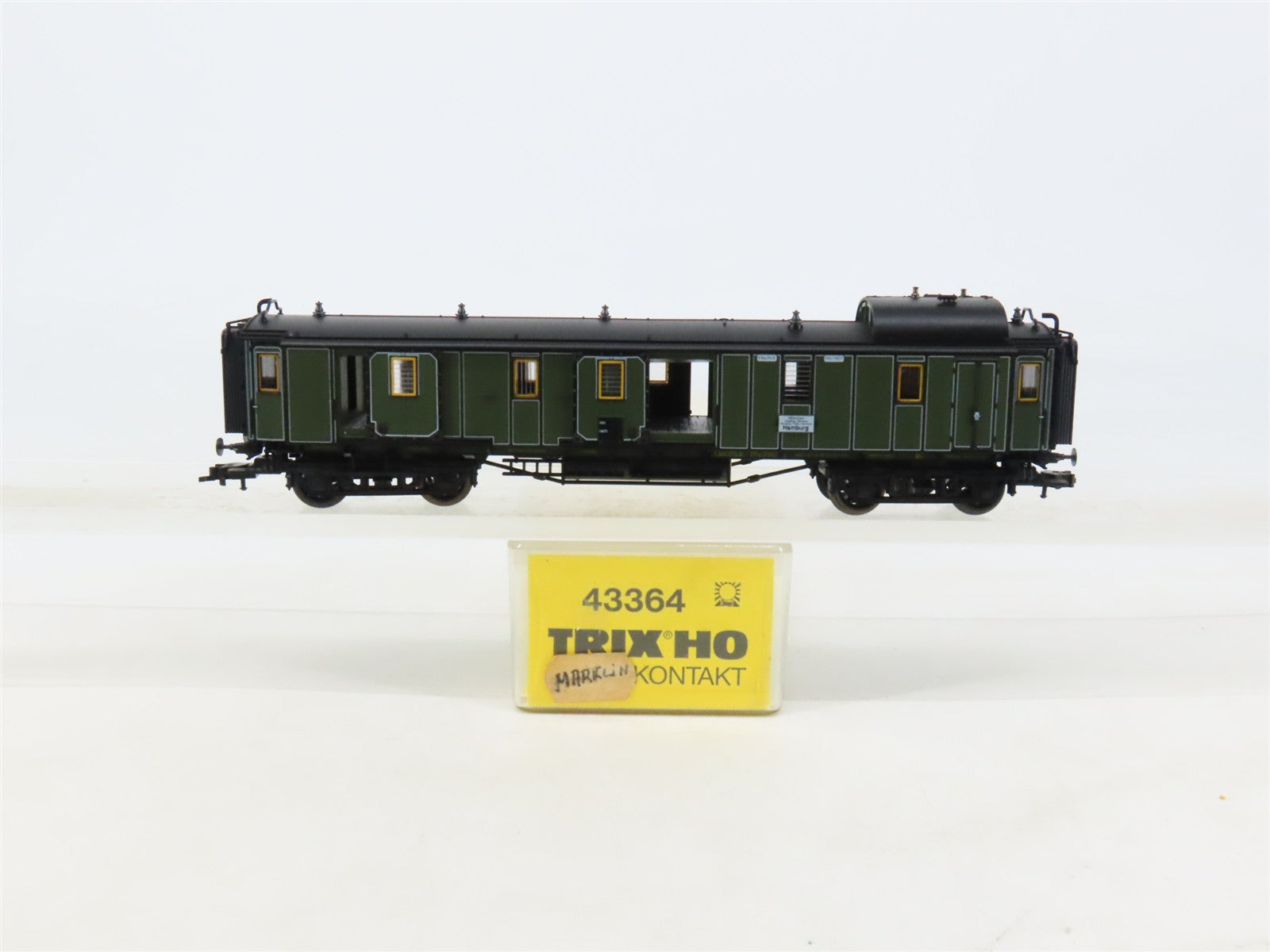 HO Scale Trix 43364 K.Bay.Sts.B. Royal Bavarian Baggage Passenger Car #17657