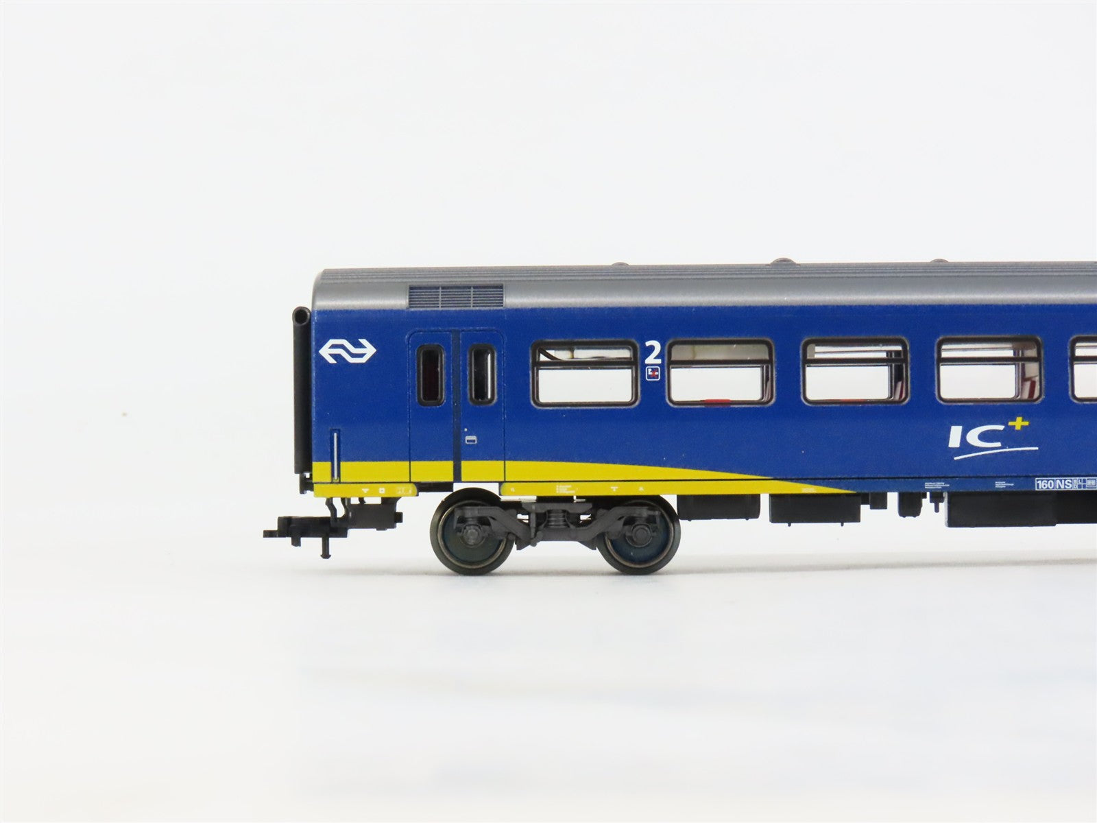 HO Scale Marklin 42643 NS Dutch Railways Express Passenger 3-Car Set