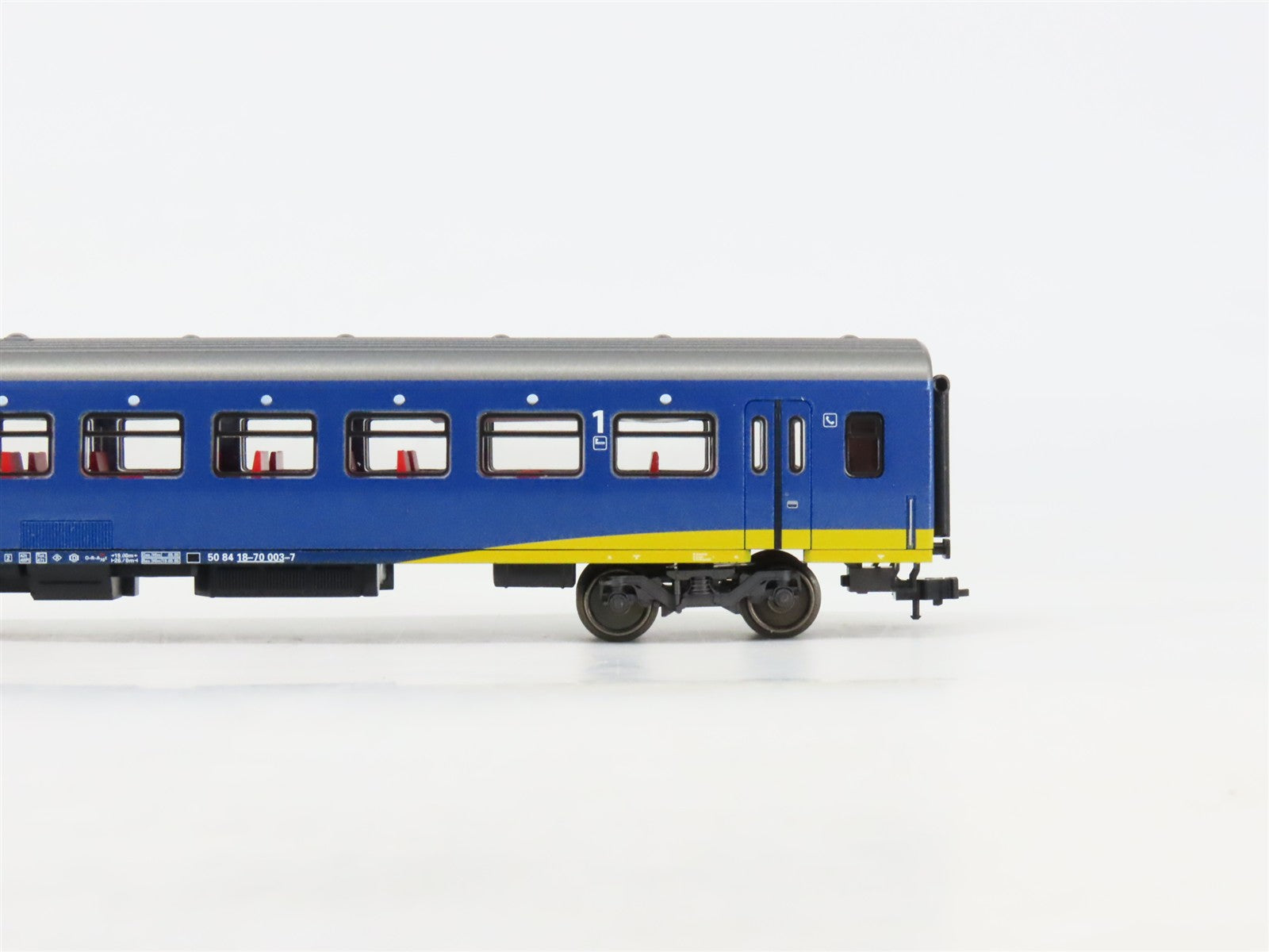 HO Scale Marklin 42643 NS Dutch Railways Express Passenger 3-Car Set