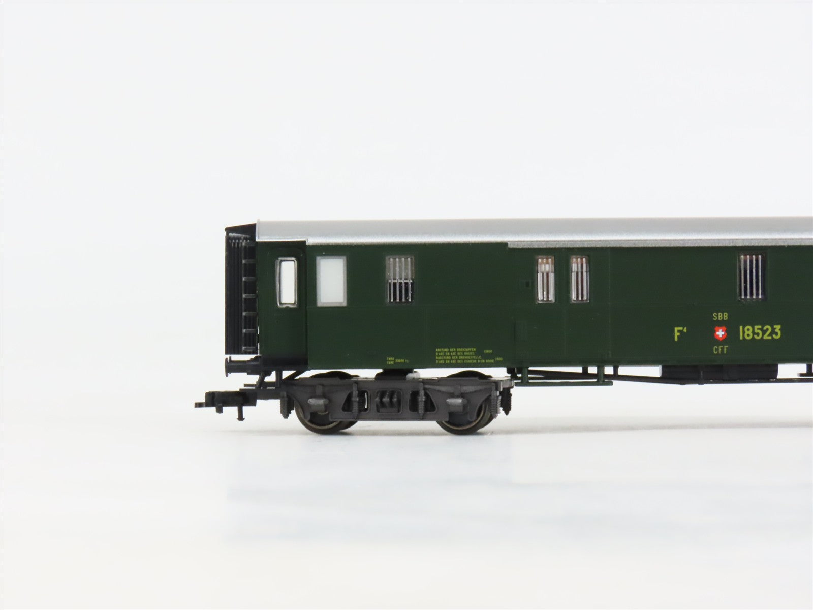 HO Scale Marklin 42385 SBB CFF FFS Swiss Federal Passenger 3-Car Set