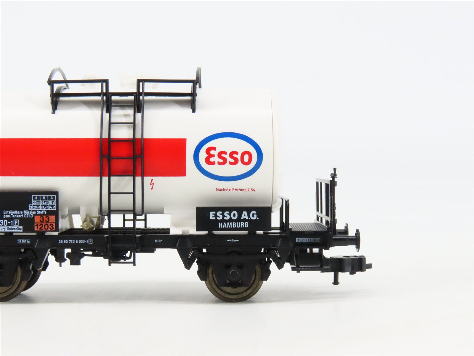 HO Scale Fleischmann 5410K Esso DB Tankcar #030-1