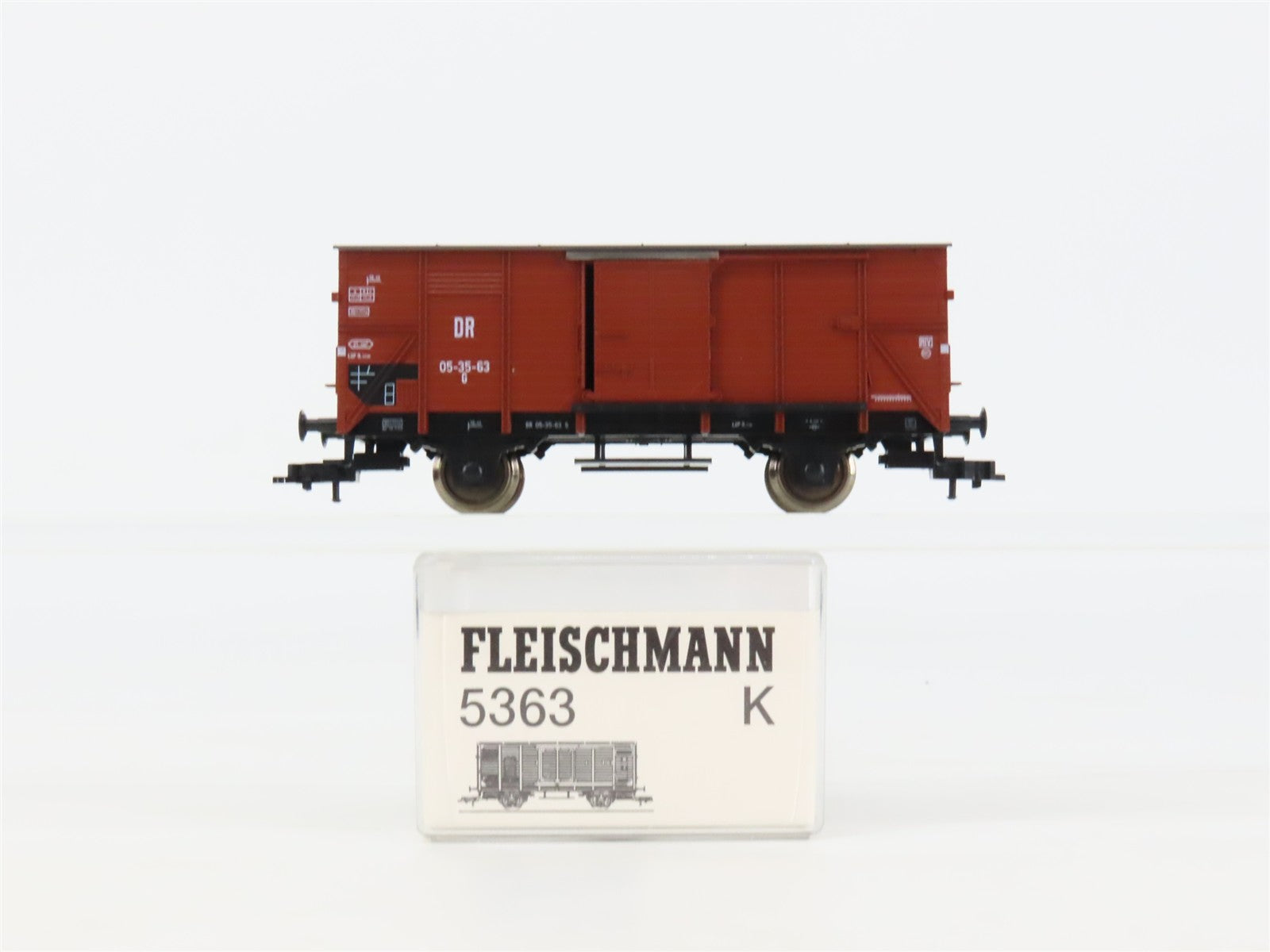 HO Scale Fleischmann 5363K DR Deutsche Reichsbahn Covered Wagon #05-35-63