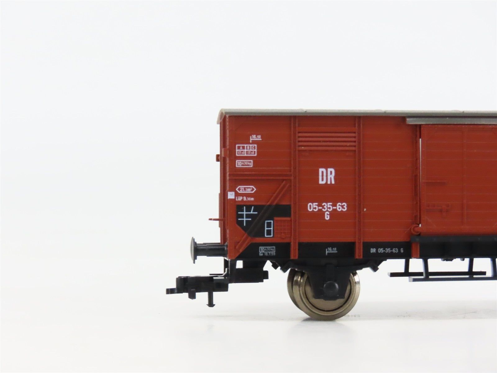 HO Scale Fleischmann 5363K DR Deutsche Reichsbahn Covered Wagon #05-35-63