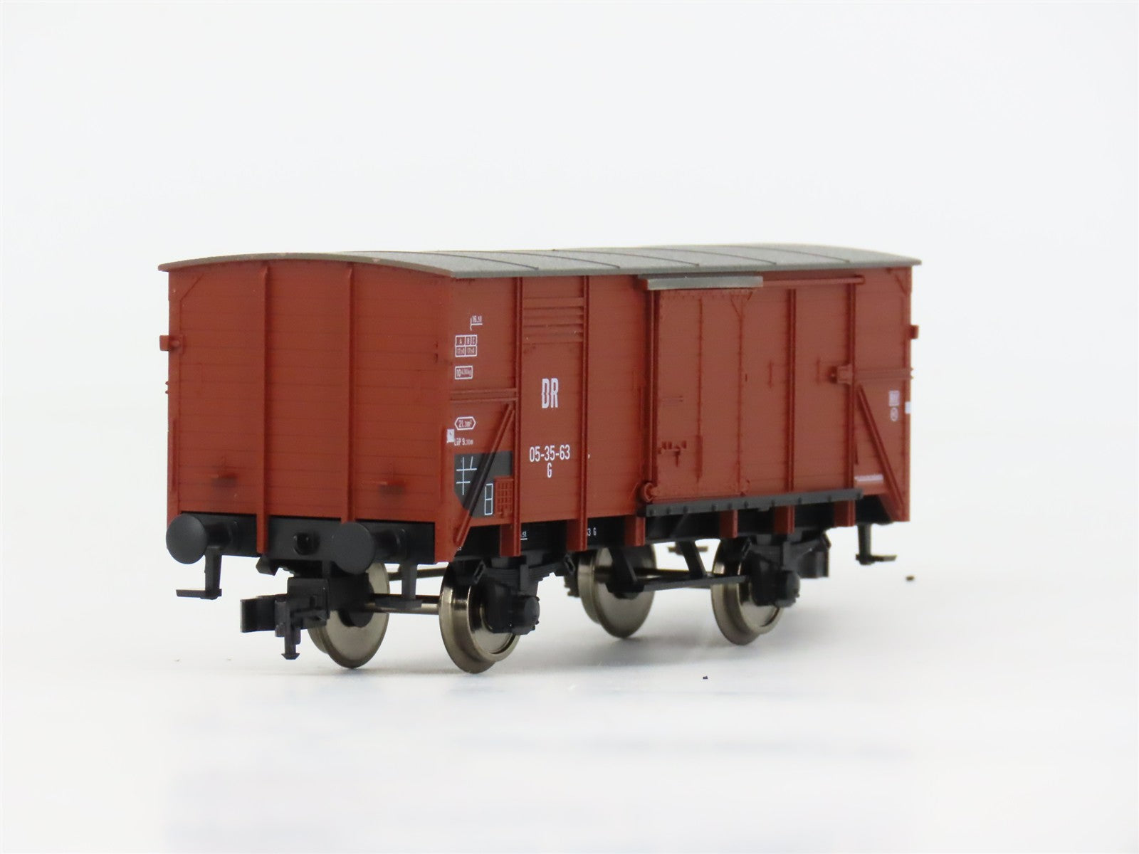 HO Scale Fleischmann 5363K DR Deutsche Reichsbahn Covered Wagon #05-35-63