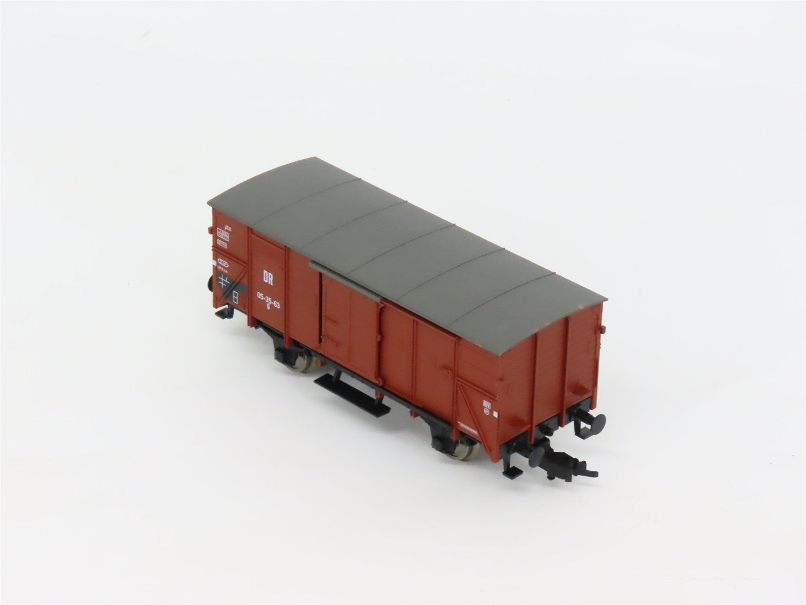 HO Scale Fleischmann 5363K DR Deutsche Reichsbahn Covered Wagon #05-35-63