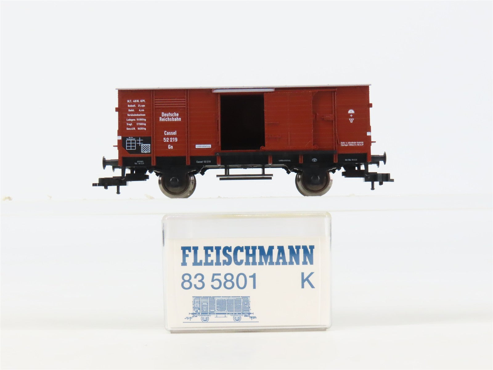 HO Scale Fleischmann 835801K DR Deutsche Reichsbahn Covered Wagon #52219