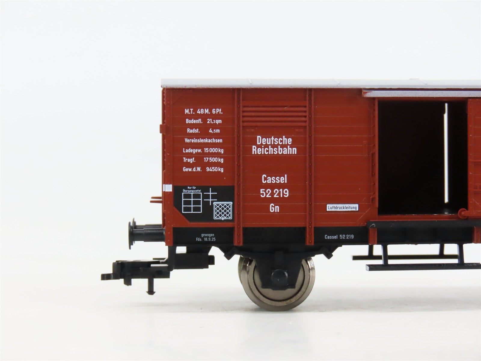 HO Scale Fleischmann 835801K DR Deutsche Reichsbahn Covered Wagon #52219