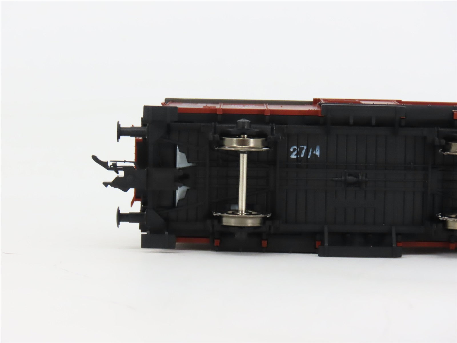 HO Scale Fleischmann 5366K DR Deutsche Reichsbahn Covered Wagon #13127