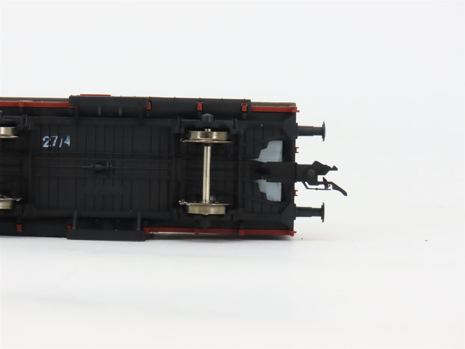 HO Scale Fleischmann 5366K DR Deutsche Reichsbahn Covered Wagon #13127