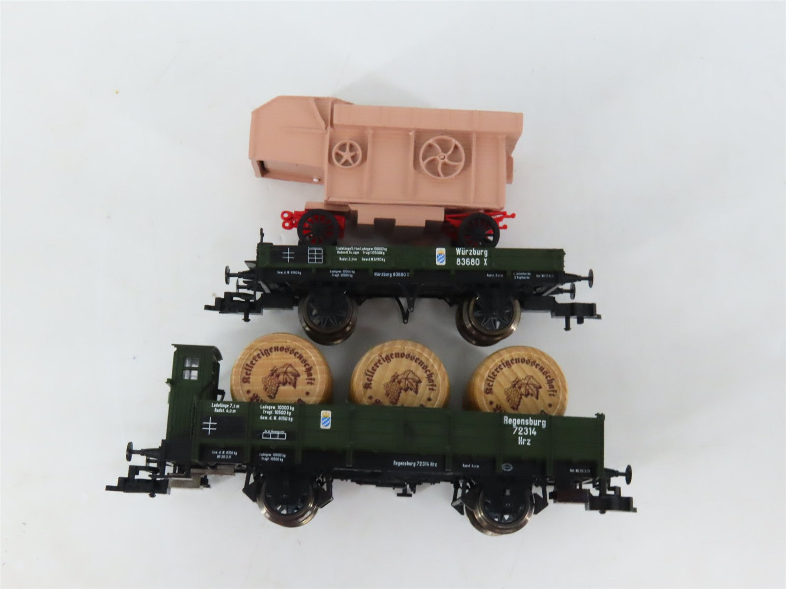 HO Scale Trix 23936 K.Bay.Sts.B. Royal Bavarian Wine Goods 5-Car Train Set