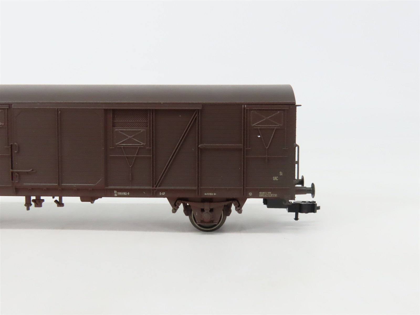 HO Scale Marklin 47313 NS Dutch Railways Covered Wagon 3-Pack