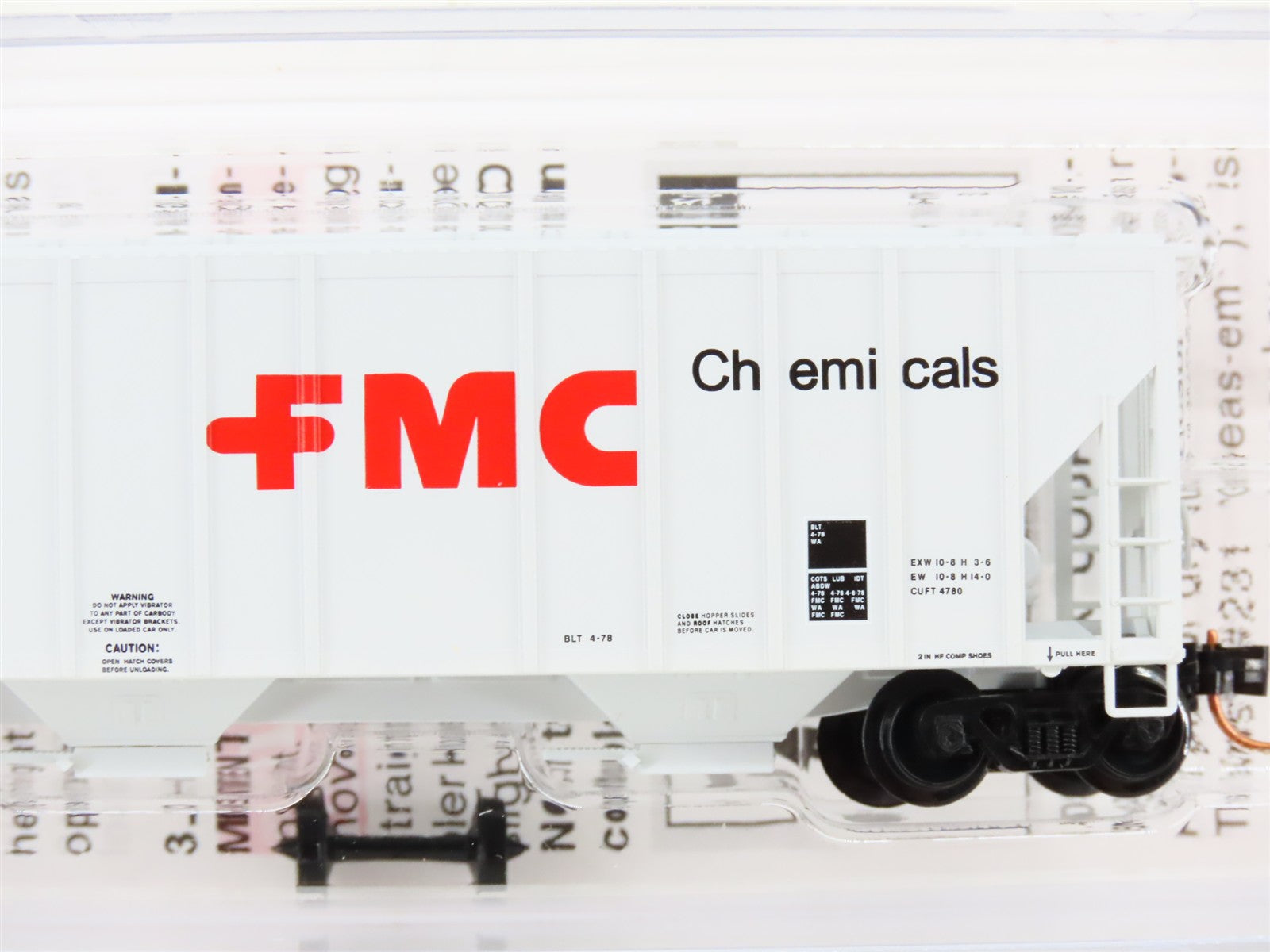 N Scale Micro-Trains MTL 09900030 USLX FMC Chemicals 3-Bay Covered Hopper 20110
