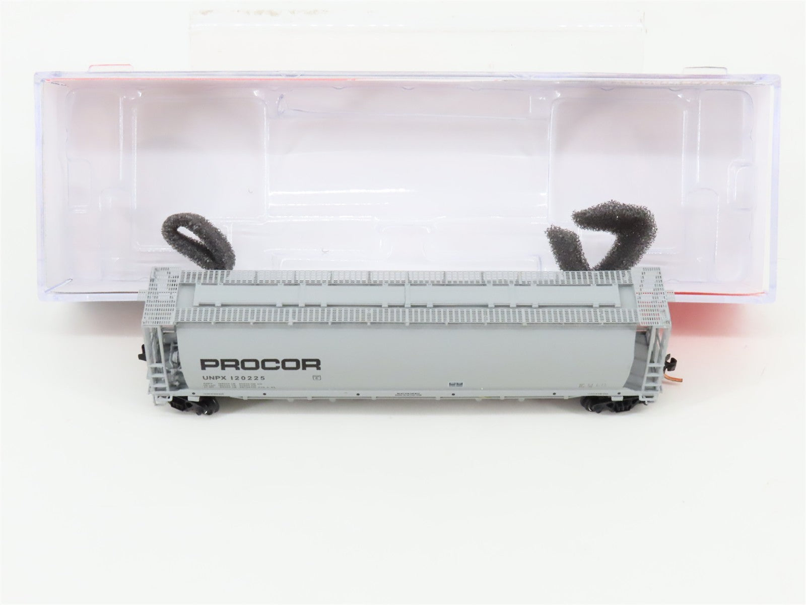 N Scale InterMountain 65126-07 UNPX Procor Cylindrical Covered Hopper 120225