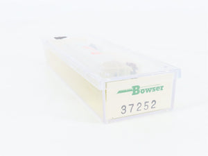 N Scale Bowser 37252 NAHX Gulf 3-Bay Covered Hopper 31910