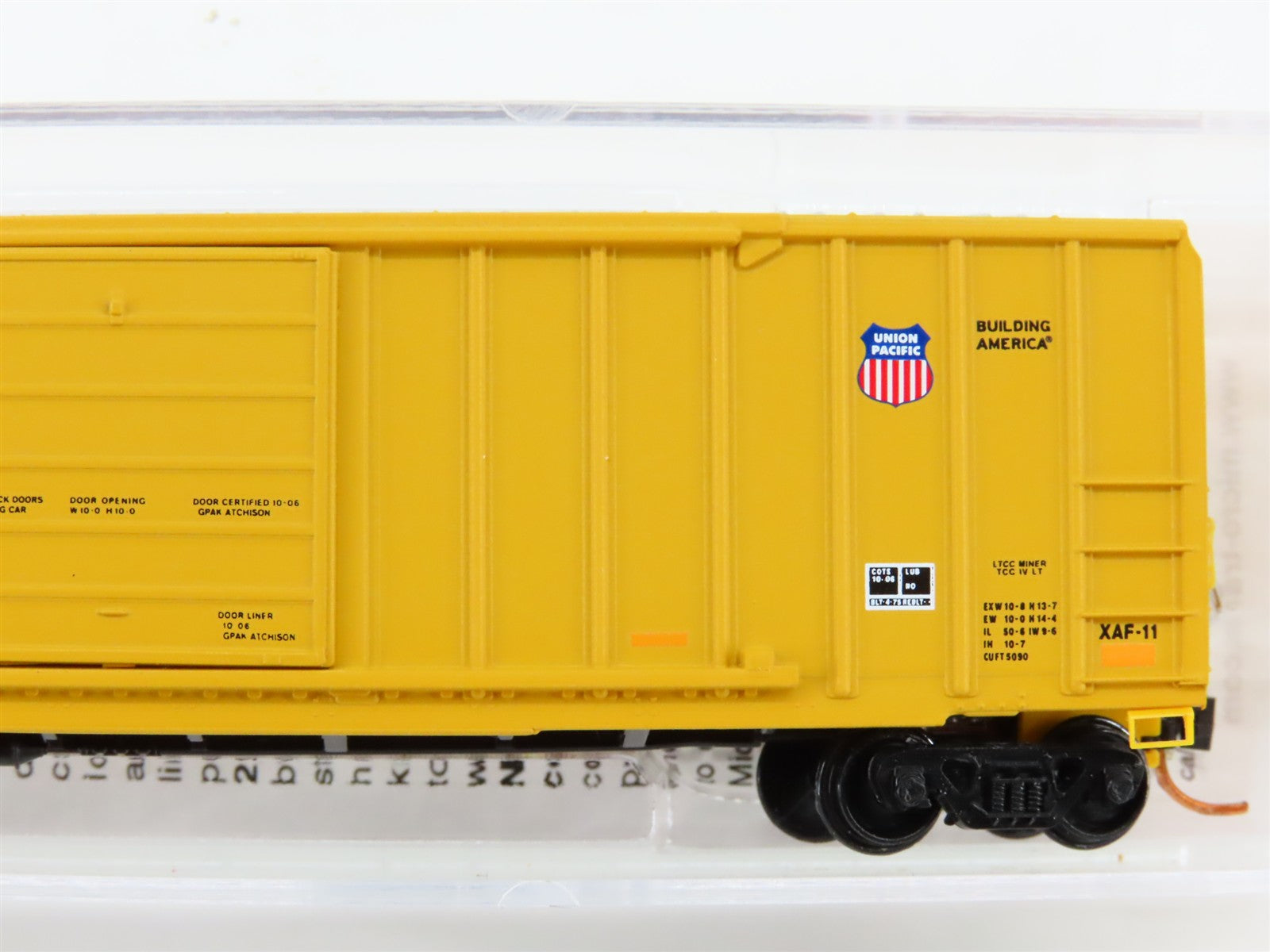 N Scale Micro-Trains MTL 02500760 MP Missouri Pacific 50' Box Car 357200