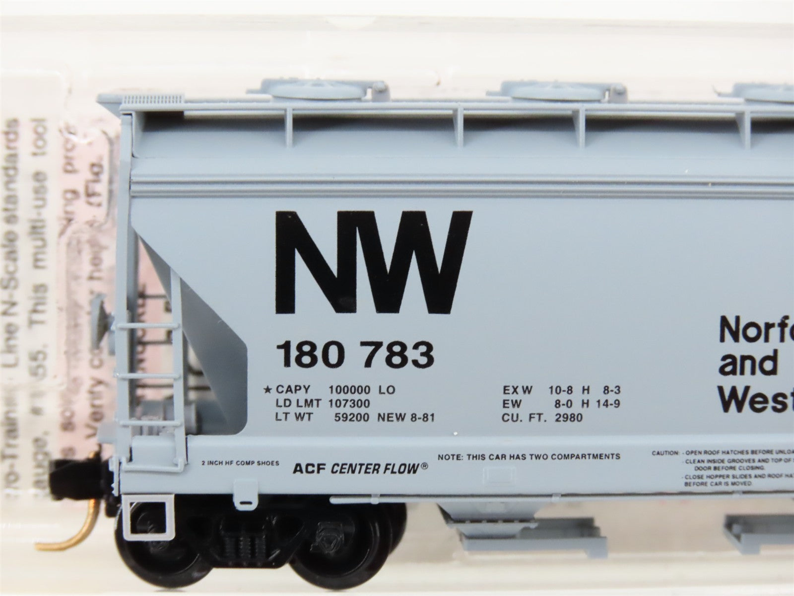 N Scale Micro-Trains MTL 92050 NW Norfolk & Western 2-Bay Covered Hopper 180783