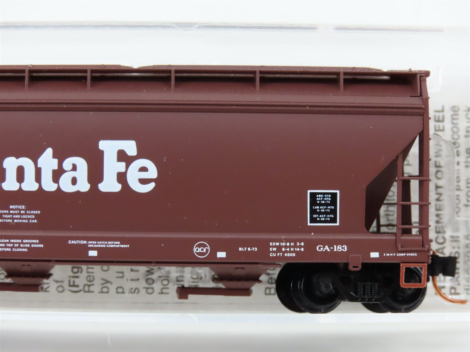 N Scale Micro-Trains MTL 94100 ATSF Santa Fe 3-Bay Covered Hopper 313838