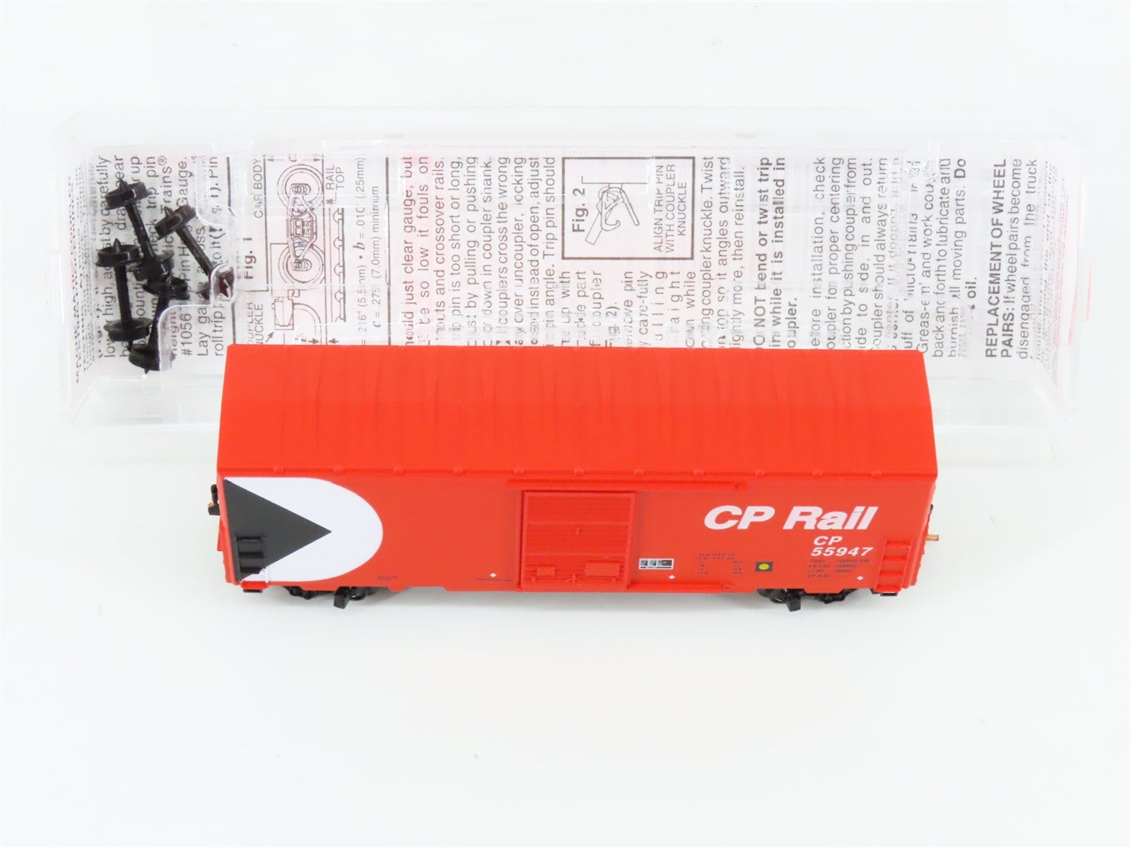 N Scale Micro-Trains MTL 24260 CP Rail 40' Single Door Box Car 55947