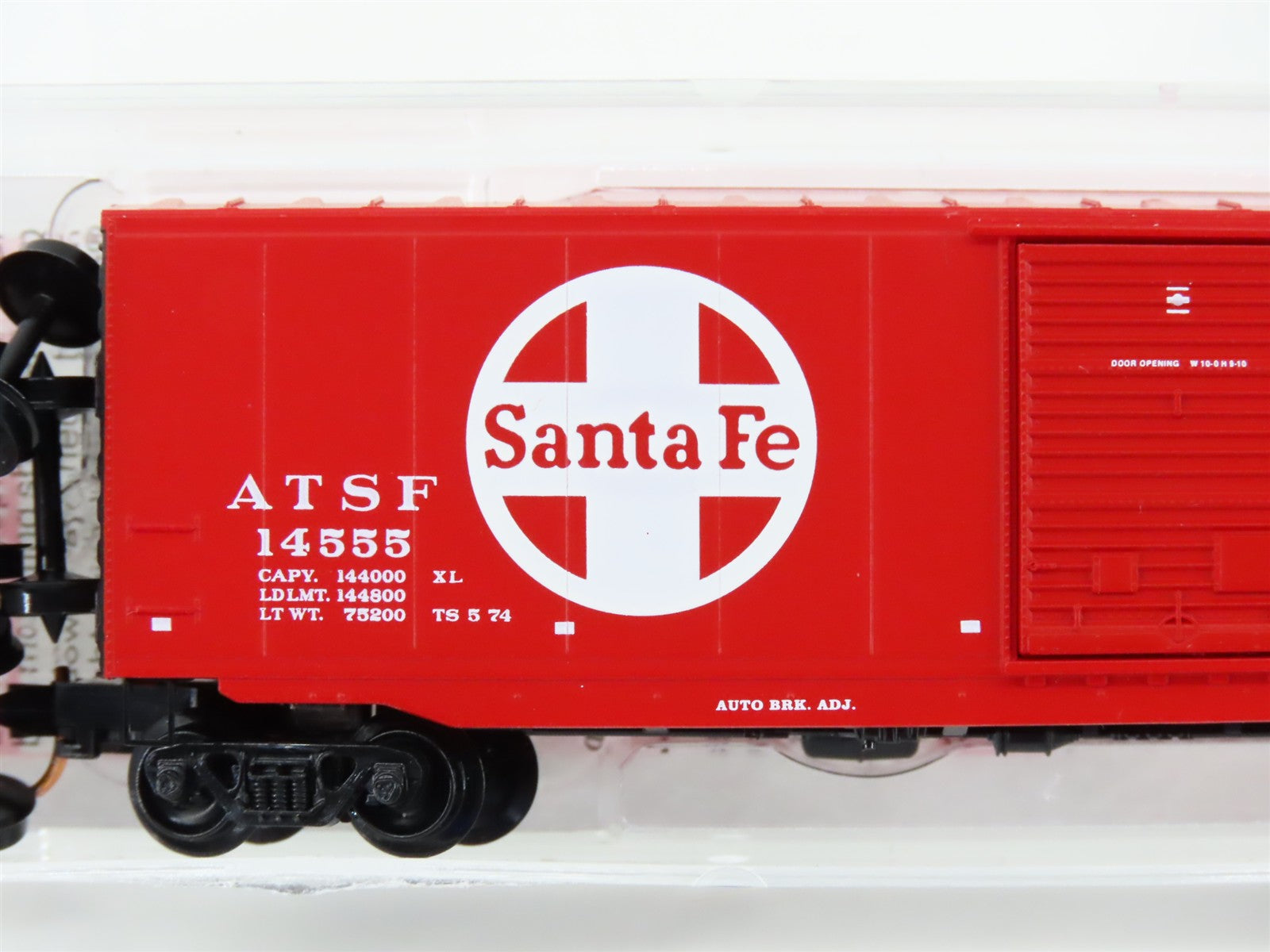 N Scale Micro-Trains MTL 07700140 ATSF Santa Fe 50' Box Car 14555