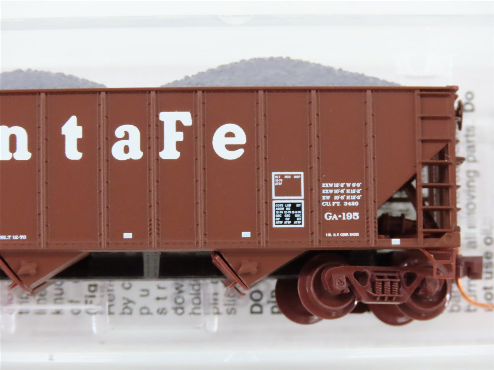 N Scale Micro-Trains MTL 108120.1 ATSF Santa Fe 3-Bay Open Hopper 179655 w/ Load