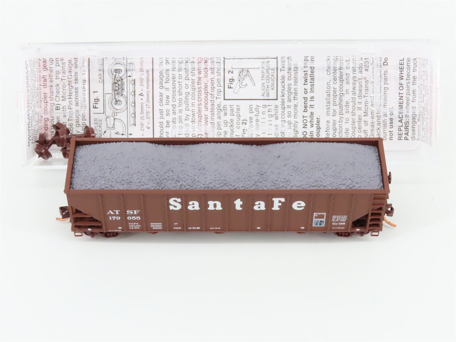 N Scale Micro-Trains MTL 108120.1 ATSF Santa Fe 3-Bay Open Hopper 179655 w/ Load