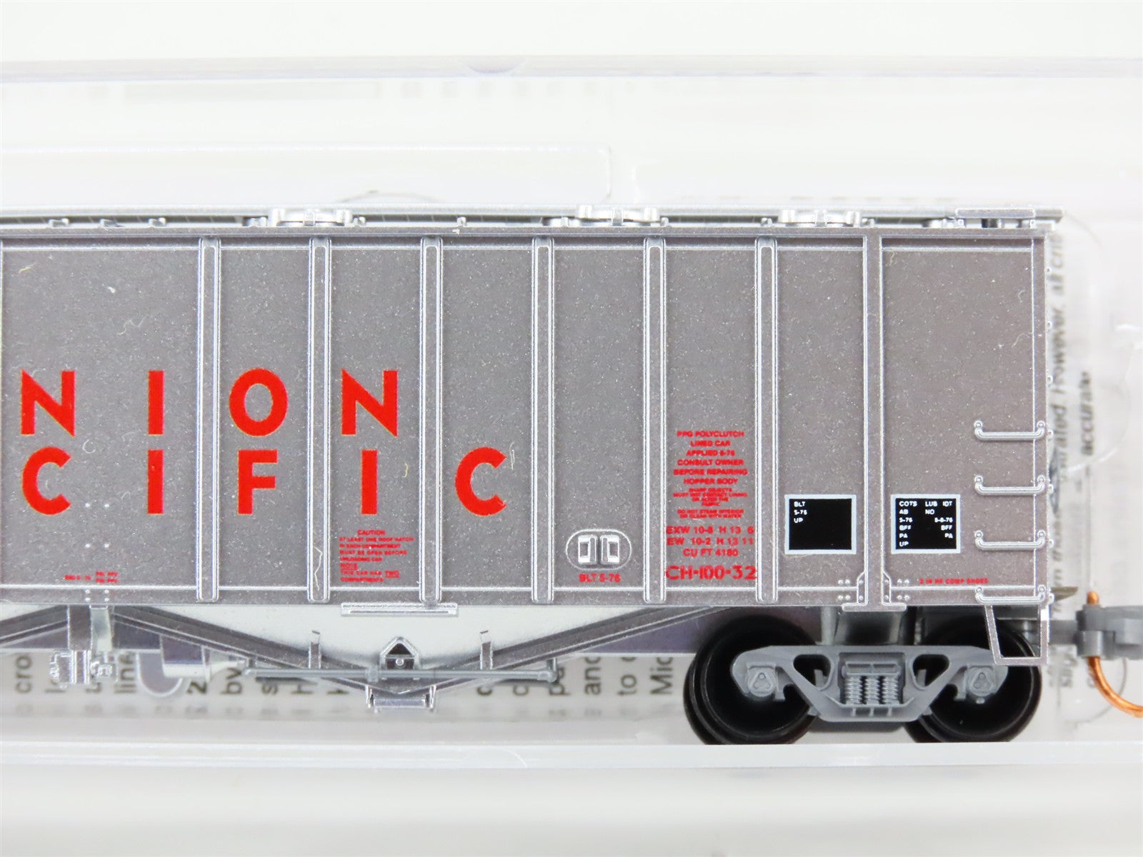 N Scale Micro-Trains MTL 09800051 UP Union Pacific 50' Airslide Hopper 20619